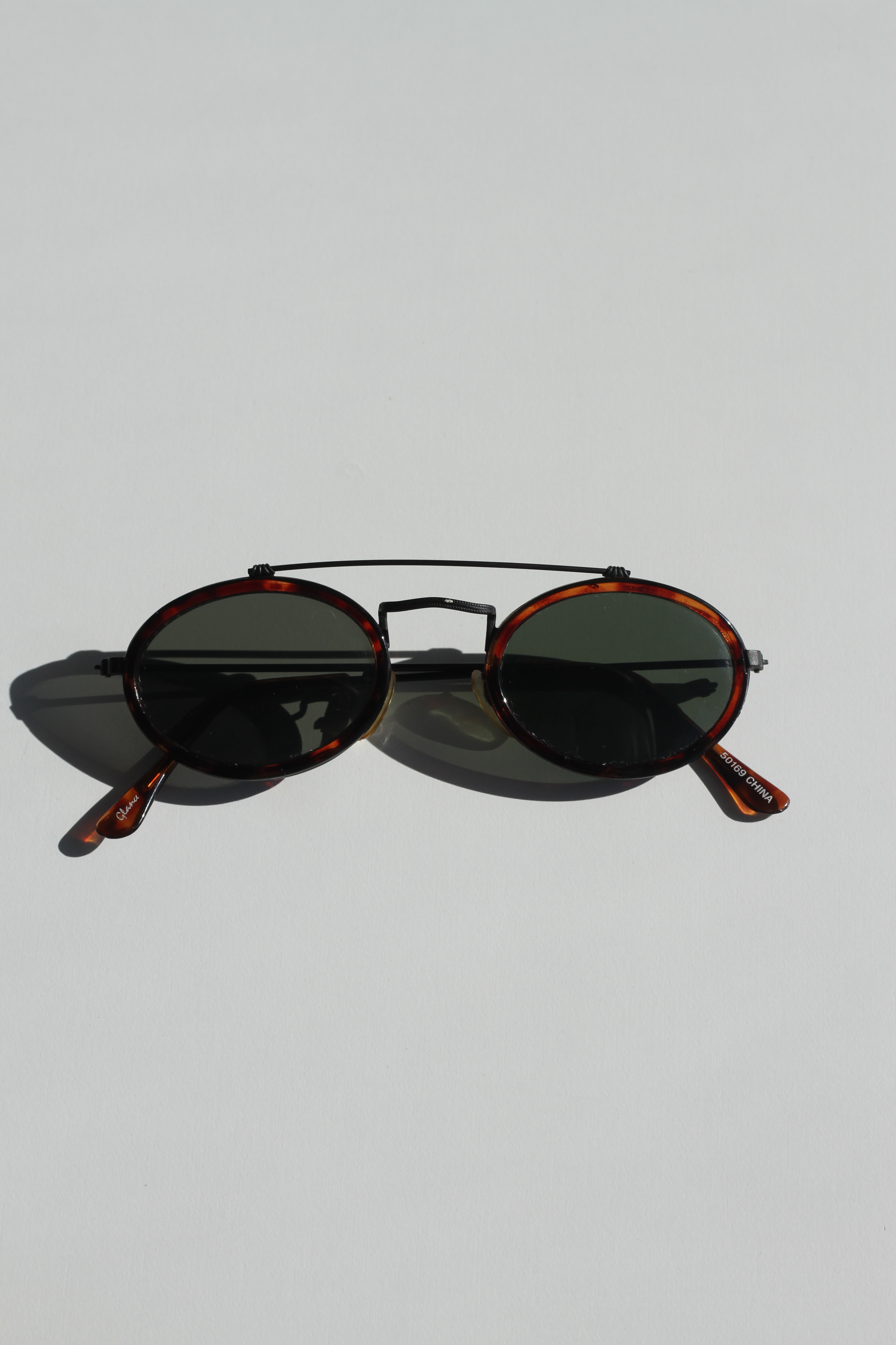 Oval Tortoise Sunnies