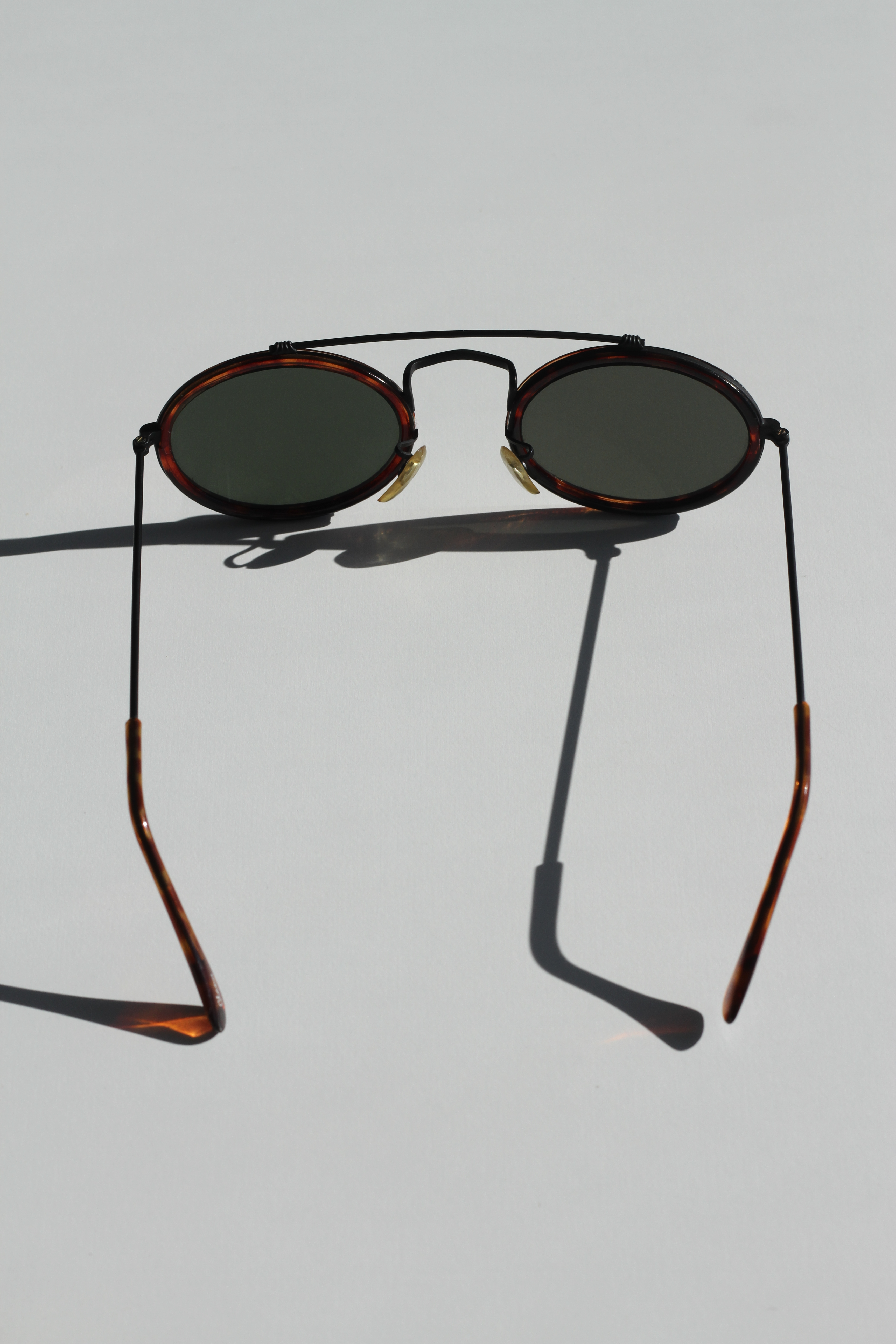 Oval Tortoise Sunnies